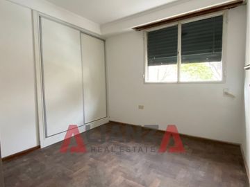 Hermosa Casa en San Lorenzo - 4 Dorm, 2 Baños, Terraza, Placares Empotrados!