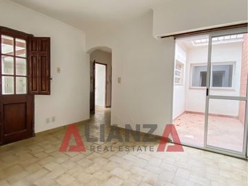 Hermosa Casa en San Lorenzo - 4 Dorm, 2 Baños, Terraza, Placares Empotrados!