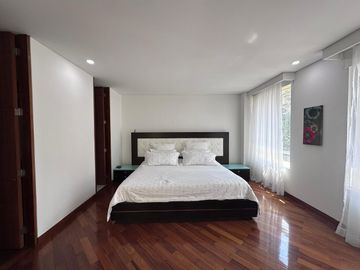 Apartamento Amoblado en Venta en el Tesoro,Poblado Medellin Antioquia