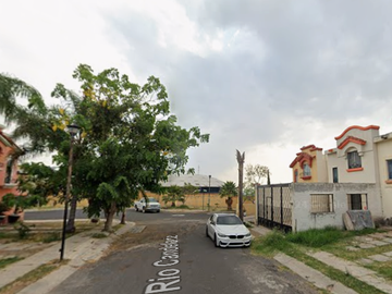 Casa en Venta en Paseos de Santiago, Tonalá, Jalisco.– Excelente Oportunidad de Inversión