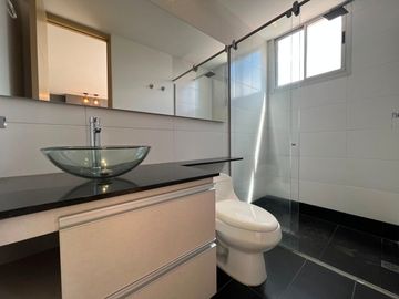 Apartamento Amoblado  en Arriendo en Castropol, Poblado Medellin Antioquia