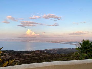 Casa con vista al mar en Ensenada
