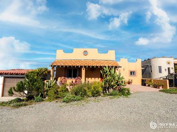 Casa con vista al mar en Ensenada