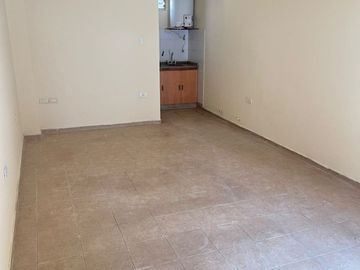 San Fernando Local Comercial Vidriera - Baño