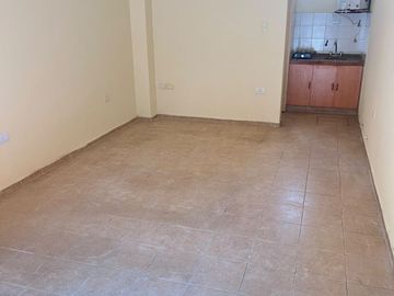 San Fernando Local Comercial Vidriera - Baño