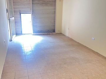 San Fernando Local Comercial Vidriera - Baño