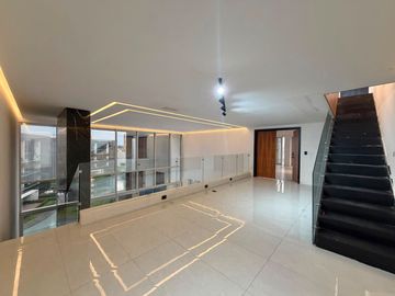 Exclusivo Penthouse en Renta | Paseo de la Asunción, Metepec (400 m² con Amenidades de Lujo)