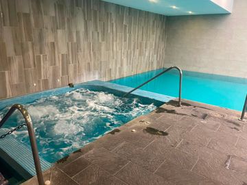 Exclusivo Penthouse en Renta | Paseo de la Asunción, Metepec (400 m² con Amenidades de Lujo)