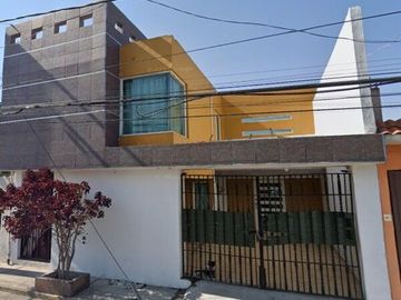 VENTA DE CASA EN  Tabachines 208 Colonia Villa de las Flores,  Sn. Francisco Coacalco, Estado de México