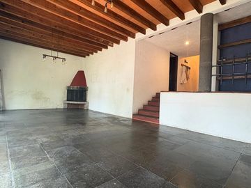 SE VENDE CASA EN BOULEVARD CONDADO DE SAYAVEDRA ATIZAPAN DE ZARAGOZA.
