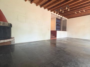 SE VENDE CASA EN BOULEVARD CONDADO DE SAYAVEDRA ATIZAPAN DE ZARAGOZA.