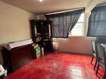 Casa en Venta con Locales Comerciales en Colorines, Estado de México
