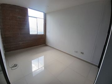 Apartamento en arriendo Loma del  Indio Medellín