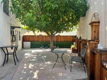 Casa de renta cerca del puente Zaragoza