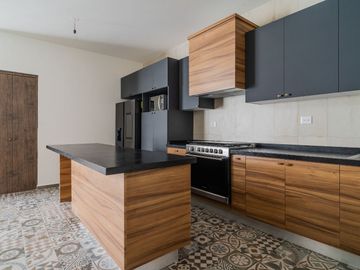 Casa en Renta en San Miguel de Allende, Semi amueblada, Privadas la Condesa