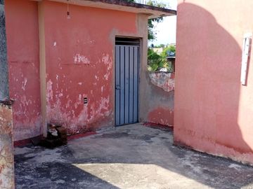CASA EN EXCELENTE UBICACIÓN DE 4 RECÁMARAS, RUBÉN JARAMILLO, TEMIXCO, MORELOS.