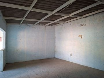 CASA IDEAL PARA REMODELACIÓN DE 5 RECÁMARAS, TEMIXCO, MORELOS.