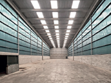 BODEGA EN RENTA DE 1,260M2 EN LERMA, DENTRO DE CONJUNTO CON SEGURIDAD Y ANDENES PARA TRAILER