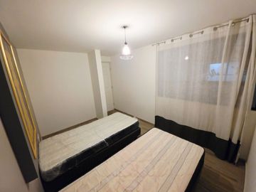 RENTA DEPARTAMENTO SEMI AMUEBLADO EN IGNACIO ZARAGOZA, CERCA DEL METRO AGRICOLA ORIENTAL