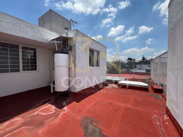 Casa en Renta en Lomas De Chapultepec 3R/3.5B/2E - Excelente ubicación - 2230m2