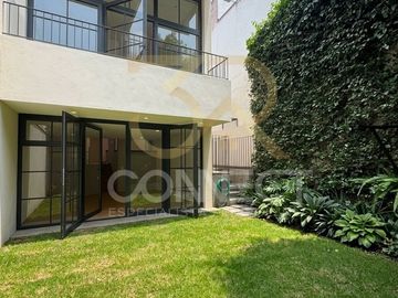 Casa en Renta en Lomas De Chapultepec 3R/3.5B/2E - Excelente ubicación - 2230m2
