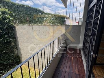 Casa en Renta en Lomas De Chapultepec 3R/3.5B/2E - Excelente ubicación - 2230m2