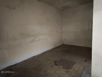 Bodega con Departamento en VENTA col. La Perla, Guadalajara.