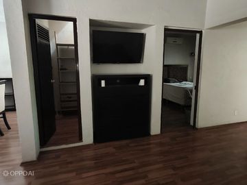 Bodega con Departamento en VENTA col. La Perla, Guadalajara.