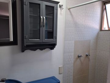 RENTO HABITACION LAS ARBOLEDAS, MAYORAZGOS DE LOS GIGANTES. SOLO PRA CABALLEROS