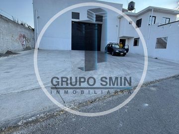 BODEGA COMERCIAL EN RENTA DE 700 M2 EN BANTHI SAN JUAN DEL RIO