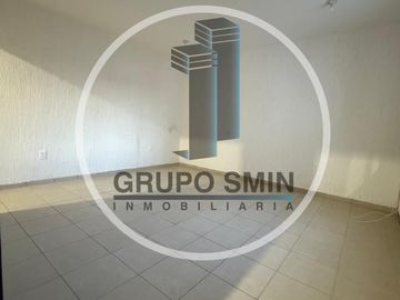 BODEGA COMERCIAL EN RENTA DE 700 M2 EN BANTHI SAN JUAN DEL RIO