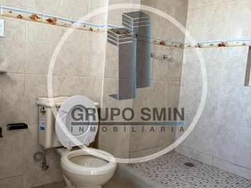 BODEGA COMERCIAL EN RENTA DE 700 M2 EN BANTHI SAN JUAN DEL RIO