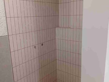 Rumah Modern 3 Lantai Rapih Siap Huni LT 86 Di Pondok Bambu Jakarta Timur