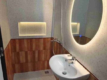 DIJUAL RUMAH BRAND NEW DI KAWASAN STRATEGIS KELAPA DUA, KEBON JERUK JAKARTA BARAT