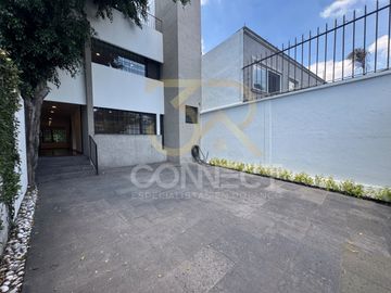 Casa en Renta en Lomas de Chapultepec 3R/3.5B/2E - Excelente ubicación - 230m2