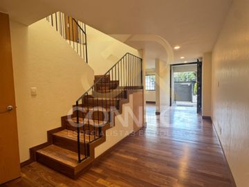 Casa en Renta en Lomas de Chapultepec 3R/3.5B/2E - Excelente ubicación - 230m2