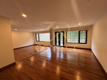 Casa en Renta en Lomas de Chapultepec 3R/3.5B/2E - Excelente ubicación - 230m2