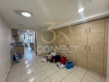 Casa en Renta en Lomas de Chapultepec 3R/3.5B/2E - Excelente ubicación - 230m2