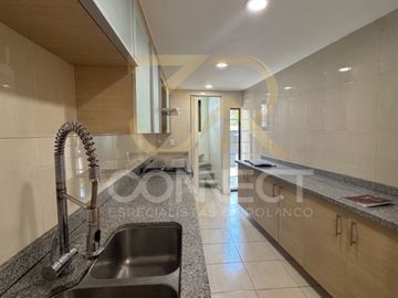 Casa en Renta en Lomas de Chapultepec 3R/3.5B/2E - Excelente ubicación - 230m2