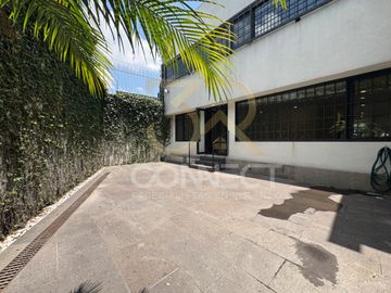 Casa en Renta en Lomas de Chapultepec 3R/3.5B/2E - Excelente ubicación - 230m2
