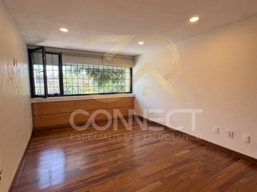 Casa en Renta en Lomas de Chapultepec 3R/3.5B/2E - Excelente ubicación - 230m2