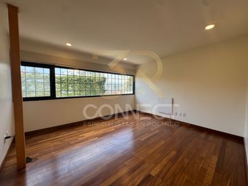 Casa en Renta en Lomas de Chapultepec 3R/3.5B/2E - Excelente ubicación - 230m2