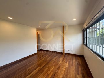 Casa en Renta en Lomas de Chapultepec 3R/3.5B/2E - Excelente ubicación - 230m2
