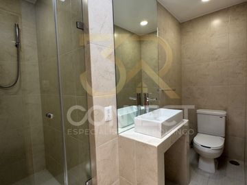 Casa en Renta en Lomas de Chapultepec 3R/3.5B/2E - Excelente ubicación - 230m2