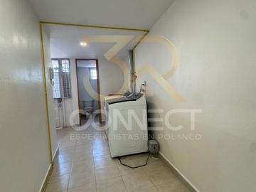 Casa en Renta en Lomas de Chapultepec 3R/3.5B/2E - Excelente ubicación - 230m2