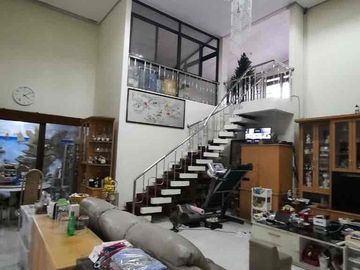 RUMAH SIAP HUNI DI JALAN GUNUNG-GUNUNG KOTA MALANG