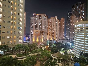 Disewakan Studio Apartemen Madison Park luas 18m2 Modern Wood Accent, Jakarta Barat.