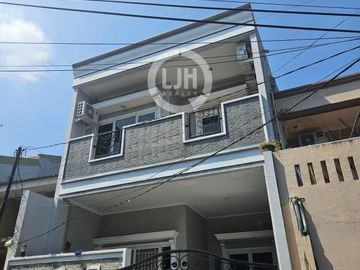 Rumah Minimalis di Gading Griya Lestari, Kelapa Gading, Jakarta Utara