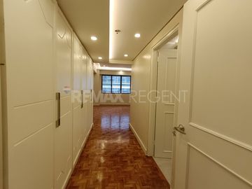3 Bedroom Condominium for Lease in Parc Regent, Makati City