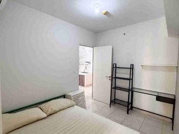 JUAL/SEWA Cepat apartemen springlake summarecon bekasi FULL FURNISH SIAP HUNI